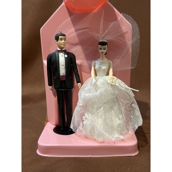 Vintage Hallmark Keepsake Barbie & Ken Wedding Day Ornament Set 1997 in Box - Picture 3 of 4
